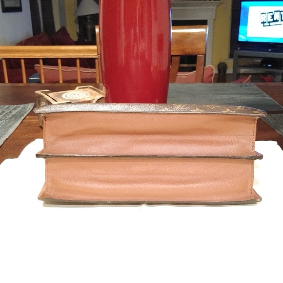 Vintage Louis Vuitton Courelles Handbag - Picture 4 of 8